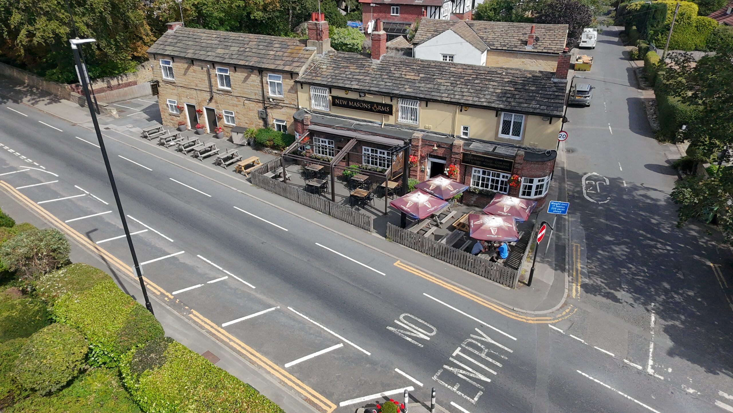 default outdoor eating areas